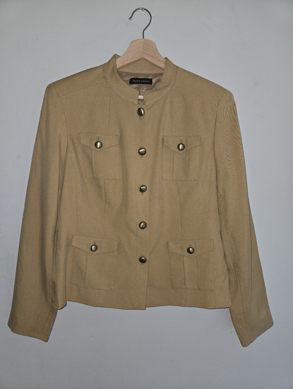 100% Silk Vintage Valerie Stevens Soft Safari Jacket Blazer Size 10 Gold Buttons